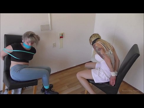 ❤️ E varur / e lidhur dhe e gojës / vajzë në ankth ☑ Vetëm porno tek ne sq.elitemangas.top ️❤